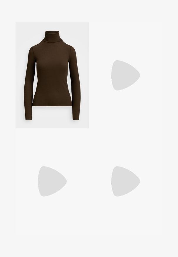 Brun, langærmet turtleneck-top fremstillet af ribbet stof. Har en tætsiddende silhuet og et højt halsdesign. Ingen synlige mønstre eller accenter.; STAUD LUCA PANT - Bukser - navy; Beige sneakers med teksturerede cremefarvede paneler og brune striber, parret med blå denim jeans. Jeansene har brede ben og en frynset kant.; Gule gennemsigtige solbriller med runde brune linser. Den brede ramme har et let geometrisk design og tykke stænger med gennemsigtige detaljer.; Brun læder skuldertaske med et afslappet design, guldbeslag og kontrasterende hvid syning, holdt af en person iført denimtøj.