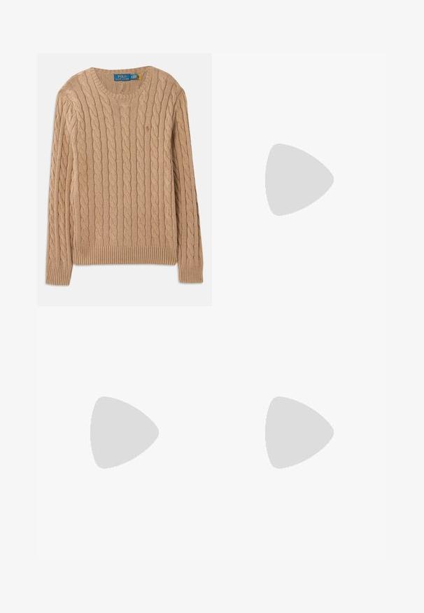 Beige stickad tröja med kabelmönster, rund halsringning, ribbade ärmslut och nederkant. Har varumärkesetiketten på insidan av halsen.; Grön skjorta med knappupptäckning gjord av lätt tyg; har en spetskrage, långärmade och en liten blå logotyp på vänster bröst.; Mörkblå denimjeans med rak passform, med en klassisk femficksdesign och kopparfärgade sömsättningdetaljer.; Beiga mockasiner i mocka med en sömdetalj, platt gummisula och en liten logotyp på sidan. Klassisk slip-on design, mjuk textur.