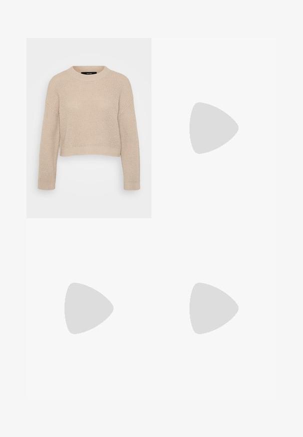 Beige gebreide trui met een ronde halslijn, drop shoulder ontwerp en geribbelde randen. Gestructureerde stof en cropped lengte.; Brede broek in een lichtgroene stof met een zachte textuur. Voorzien van een knoopsluiting aan de voorkant en twee zijzakken.; Lichte sneaker met een bovenwerk van mesh en suede in zachte crèmekleuren, met een chunky zool en driedimensionale accenten.; Bruine rechthoekige zonnebril met dunne zilveren metalen monturen en neusbrugsteunen. De glazen zijn vlak en licht getint.