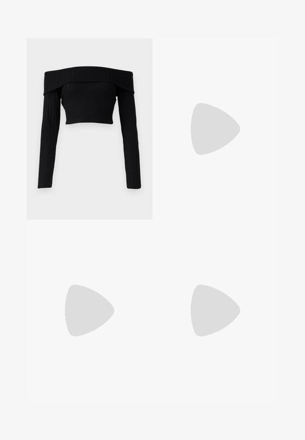 Melna off-the-shoulder ribbed adīvēta kultūra ar garām piedurknēm, ar salocītu kakla izgriezumu un pieguļošu siluetu.; Tumši zilo džinsu platās bikses ar augsto jostasvietu, priekšējo pogu aizdari un smalkiem dūrieniem. Gluda tekstūra un bez rakstiem.; Melni ādas apavi ar noapaļotu purngalu, biezām bloku papēžiem un elastīgiem sānu akcentiem, apvienoti ar tumšām zeķubiksēm un melnu svārku ar šķirbu.; Sudraba gredzenveida auskari ar minimālistisku dizainu. Cirkulāra forma, gluda tekstūra un plāns profils. Vieglu svaru ar spīdīgu apdari.