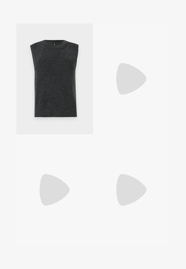 Pull sans manches gris foncé avec une texture côtelée, un col arrondi et un ourlet inférieur à bandes. Design simple sans motifs ni détails supplémentaires.; T-shirt en coton blanc avec une coupe décontractée, présentant des manches courtes. Petit logo bleu "SOURDOUGH" sur le côté supérieur gauche.; Jean à jambes larges en denim bleu clair, dotés d'une taille élastique, d'une fermeture à bouton et d'un design droit avec un effet décoloré.; Baskets en imprimé léopard avec tige en suède beige, semelle en caoutchouc tan et accents blancs. Bout rond et design à lacets avec une finition texturée.