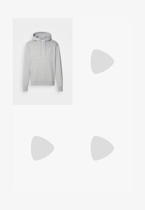 Grå fleecehoodie med en framåtvänd känguruficka, dragsko huva och vit logotyp på bröstet. Har ribbade ärmslut och nederkant.; Khaki bomullsbyxor med rak passform, featuring vita korsstygn på knälagningar och en framknappstängning.; Vita Nike Air Max 90 sneakers har en slät läder- och mesh-övre del, perforerad detaljering, dämpad sula och synlig luftenhet för komfort.; Svarta solglasögon med matt yta, rektangulära linser, lätt kurva vid skalmarna, diskret logotypdetalj och rökfärgade linser.