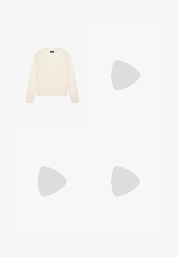 Lichtcrème trui gemaakt van zacht materiaal, met een ronde hals, lange mouwen en ribgebreide manchetten en zoom. Eenvoudig ontwerp zonder patronen.; Wijdvallende broek in zwarte stof met een hoge tailleband, met een schone afwerking en een gladde textuur. Geen zichtbare hardware of patronen.; Zwarte lakleren enkelschoenen met een glanzende afwerking, spitse neus en een dikke blokhak. Vetruige textuur, minimale detaillering.; Hobo-tas gemaakt van zacht, suède materiaal in een lichtbeige kleur. Heeft een ronde vorm met een brede schouderband en een ritssluiting.
