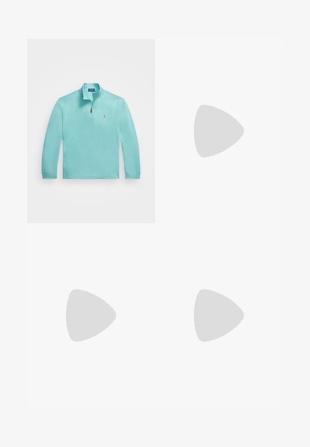 Pullover azul claro com um fecho de zíper de um quarto, mangas longas e um pequeno logótipo bordado no lado esquerdo do peito. Textura suave.; Camisa branca de manga longa, com colarinho e botões, apresentando um pequeno logótipo bordado em azul marinho. Tecido de algodão com uma textura suave.; Chinos brancos feitos de algodão, com frente lisa, passadores de cinto, dois bolsos laterais e um único bolso traseiro. Textura suave com perna reta.; Sapatilha atlética bege com parte superior em malha texturizada, detalhes em azul-marinho, sola branca espessa e um design intrincado. Possui atacadores e logótipo.