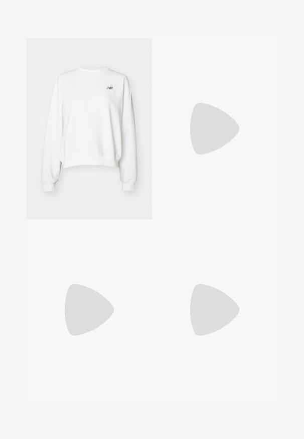 Sudadera blanca con cuello redondo, puños y dobladillo acanalados. Presenta un pequeño logo gris en el pecho. Fabricada con un tejido suave y texturizado.; Pantalones negros, ligeros, con cintura elástica y tobillos fruncidos. La tela es suave y presenta un diseño relajado y ajustado.; Zapatillas deportivas blancas y gruesas con un upper texturizado, paneles de malla y suelas de goma gruesas con un patrón de relieve prominente. Incluyen cordones y una lengüeta.; Bolso de mano beige hecho de material suave, con un diseño holgado, detalles cosidos y dos asas. Adecuado para uso diario.