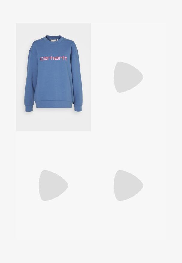 Carhartt WIP Sweatshirt - sorrent/glassy pink; Videbeinete blå denimbukser med høy midje, kontraststing, og sidelommer, med et klassisk fem-lommers design og rå kanter.; Beige semsket sko med hvite striper, gummisåler og rund tå. Kombinert med løse denimjeans som viser rette ben og blått stoff.; Svart skinnveske med topphåndtak og avtakbar stropp, med rektangulær form og minimalistisk design, uten synlige metallknotter.