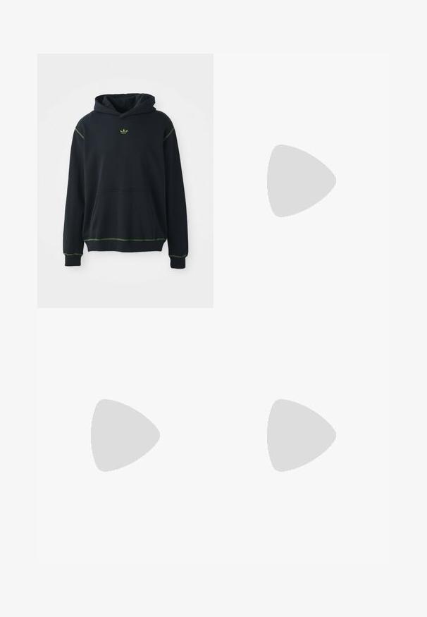 Svart hoodie med en ficka, gröna sömmar och en liten grön logotyp på bröstet. Har en dragsko i huva och långa ärmar.; Fem långärmade T-shirts i rad: turkos, svart, vit, mörkgrå och marinblå. Mjuk tyg med rund halsdesign och standardpassform.; adidas Originals Träningsbyxor - black/signal green; Svarta sneakers med övre del av mocka och syntetmaterial, med tre vita ränder, texturerad gummisula och blå logotags på tungan.