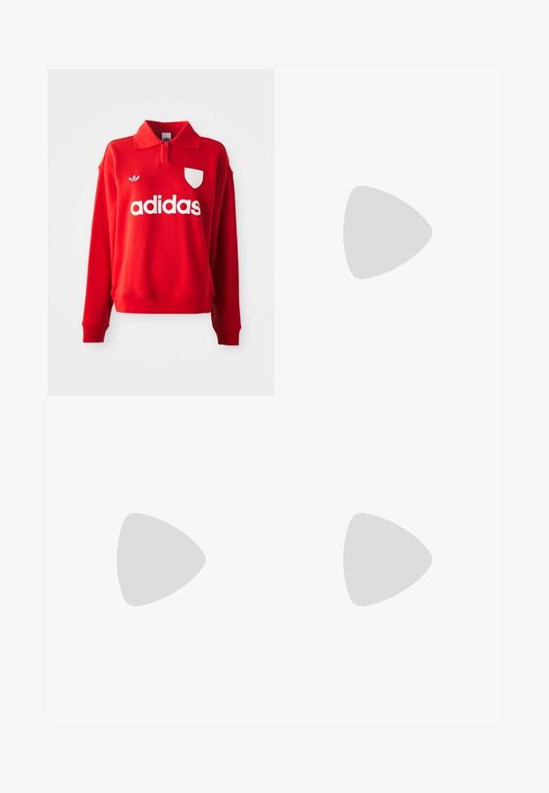 Felpa rossa con colletto, logo "adidas" bianco sul davanti e un emblema a scudo bianco. Presenta un'emblema adidas blu sulla spalla.; Pantaloni in felpa neri a gamba larga con vita elastica, dotati di strisce bianche sui lati e un logo ricamato sulla coscia sinistra.; Scarpa da ginnastica nera con tomaia testurizzata, tre strisce argentate e una suola ammortizzata distintiva con più sezioni integrate.; Borsa a tracolla nera realizzata in materiale sintetico testurizzato. Presenta un design con logo inciso e una tracolla regolabile. Chiusura con zip.