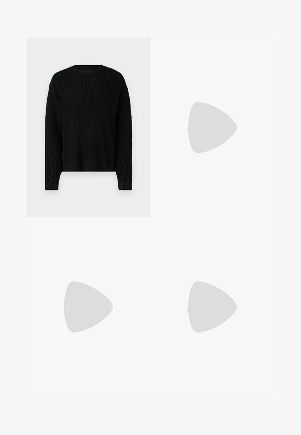 Abercrombie & Fitch DYED ACID  - Vesta - casual black; Crne krojene hlače s ravnim krojem, izrađene od glatkog materijala. Imaju petlje za remen i naboran detalj duž prednje strane.; Bijele kožne tenisice s glatkom površinom, okruglim vrhom, ravnim vezicama i strukturiranom potplatom. Sivi antilop naglasak na peti.; Prozirne sunčane naočale s pravokutnim smeškim lećama, koje imaju tanke, prozirne drške i metalne akcentne detalje na sljepoočnicama.
