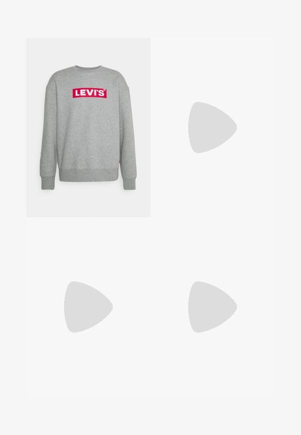 Levi's® RELAXED GRAPHIC CREW UNSIEX - Sportska majica - grey; Bijela pamučna majica s okruglim izrezom, kratkim rukavima i malim crnim logotipom "W.W." na lijevoj strani prsnog koša. Glatka tekstura, regularni kroj.; Smeđe pamučne radne hlače ravnog kroja, s prednjim džepovima i metalnim detaljima za dodatnu izdržljivost.; Crne visoke tenisice s bijelim potplatom i vezicama, u kombinaciji s širokim plavim trapericama, naslonjene na sivi ogradu.