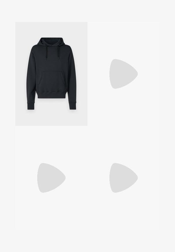 Sudadera con capucha negra hecha de una suave mezcla de algodón; cuenta con un bolsillo frontal tipo canguro, puños de canalé y cordones para un ajuste ajustable.; Filippa K TERRY CROPPED TROUSERS - Pantalones - sage melange; Zapatillas blancas y negras con una parte superior de cuero suave, acentos texturizados y una suela blanca gruesa. Presenta un diseño clásico de cordones.; Gafas de sol redondas negras con lentes oscuros y brazos metálicos delgados. Incluye puntas de varilla transparentes y acentos plateados en la bisagra. Diseño minimalista.