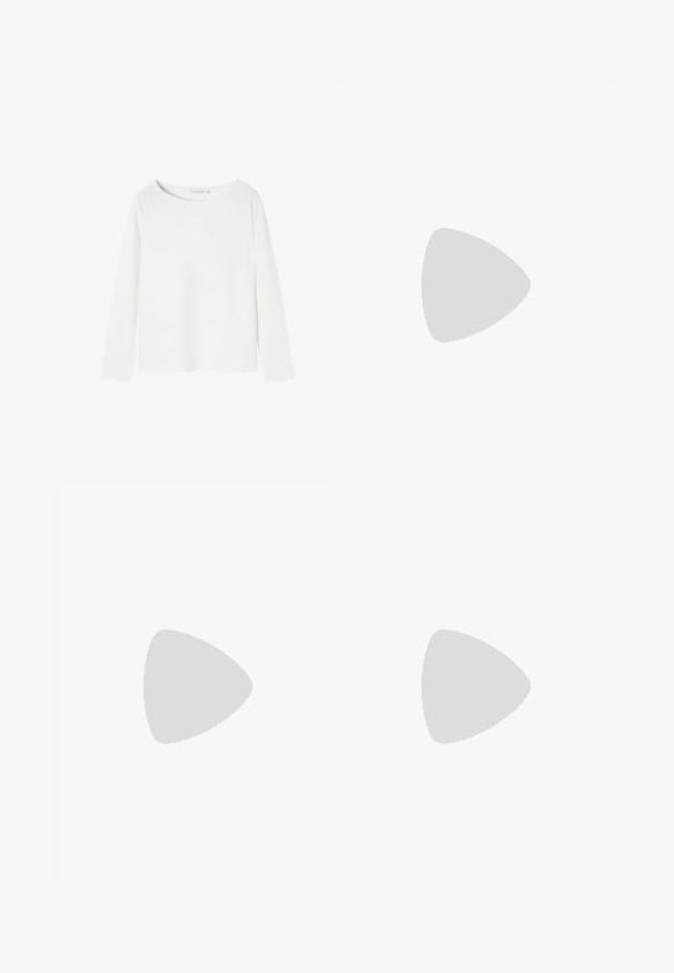 Fehér, hosszú ujjú felső, puha anyagból készült, kerek nyakkivágással, egyszerű designnal és látható minták vagy díszítések nélkül.; Tejbézs széles lábú nadrág, szabott kialakítással, két elülső zsebbel és egyetlen elülső gombos záródással, sima anyagból készült.; Barna lakkbőr slingback sarok, hegyes orral, állítható pántokkal és díszes csatokkal az elején. 7,5 cm sarokmagasság.; Burgundi bőrtáska puhán ráncolt dizájnnal és kerek alakban. A fogantyú rögzítve van, sima textúrával rendelkezik.