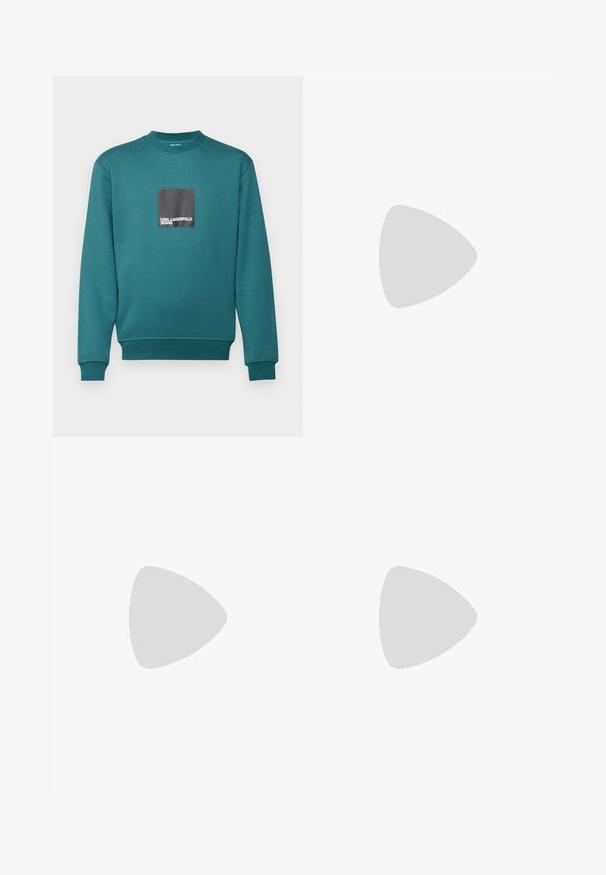 Karl Lagerfeld Jeans SWEATSHIRT - Sudadera - hydro; Pantalones negros ajustados con corte recto, hechos de tejido suave. Presentan trabillas y detalle de pliegue en la parte frontal.; Zapatillas de cuero blanca con un acabado suave, punta redondeada, cordones planos y una suela texturada. Acento de ante gris en el talón.; Gafas de sol de plástico transparente con lentes marrones rectangulares, que cuentan con finas varillas transparentes y acentos metálicos en las patillas.