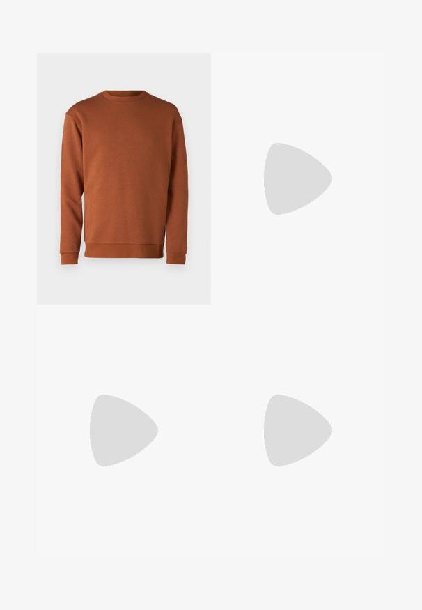 Jack & Jones JJEBRADLEY CREW - Sudadera - mocha bisque; Pantalones de pana negros con un acabado acampanado en la parte inferior, con cierre de botón en la parte frontal y bolsillos estándar para mayor utilidad. Textura suave con costillas verticales.; Zapatillas de cuero blanca con un acabado suave, punta redondeada, cordones planos y una suela texturada. Acento de ante gris en el talón.; Gafas de sol con lentes rectangulares de color gris oscuro, montura de metal plateado y puntas de plástico negro en las patillas. Diseño ligero con almohadillas nasales.