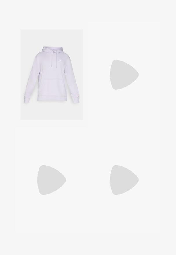 Felpa leggera color lavanda con tasca a marsupio, cappuccio con cordino e un piccolo logo bianco sul petto. Realizzata in tessuto morbido con polsini a costine.; T-shirt bianco in cotone con collo rotondo, maniche corte e logo "Champion" ricamato in nero sul petto e sull'accento della manica.; Pantaloni corti in materiale jersey grigio con vita elasticizzata e logo "Champion" blu navy sul lato sinistro in basso.; Sneakers atletici bianchi con pelle sintetica liscia, accento del logo nero e dettagli perforati sul lato. Suola in gomma.
