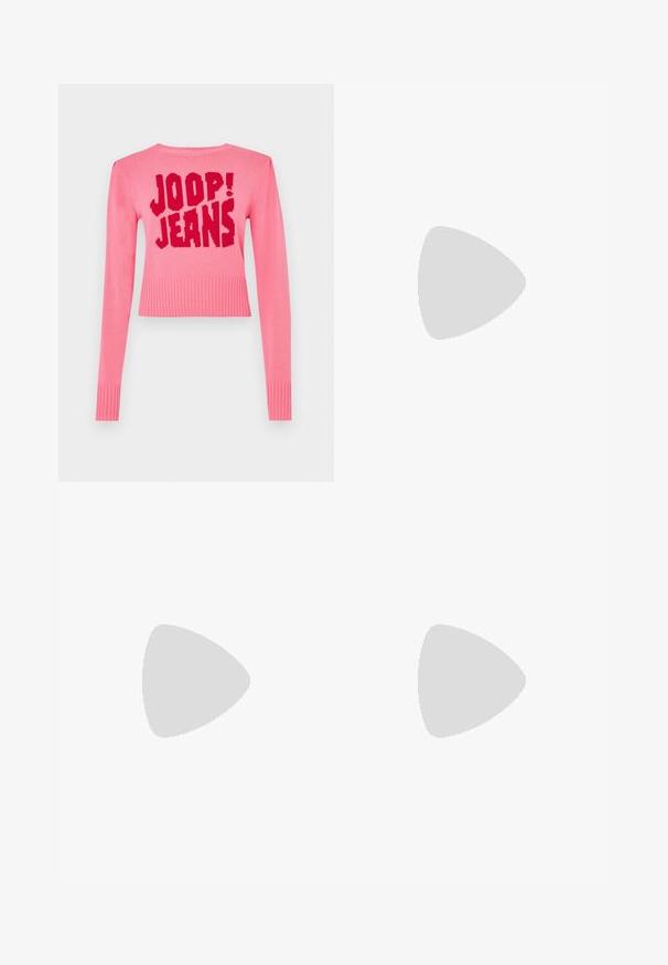 Roza pletena kratka jopica z dolgimi rokavi, z bold rdečim napisom "JOOP! JEANS" spredaj ter rebrastimi manšetami in robom. Gladka tekstura.; Gubasta bela krila z črnim elastičnim pasom, ki nosi logotip "LACOSTE". Srednje dolga zasnova z mehkobo tkanine.; Bele usnjene športne copate z debelim belim podplatom, črnimi semišnimi detajli na peti in utisnjenim logotipom na strani. Zavezovanje s šestimi luknjicami.; Črne prevelike sončne očala geometrijske oblike, z temnimi lečami in kontrastno sivo podrobnostjo na okvirju. Logo na ročaju.