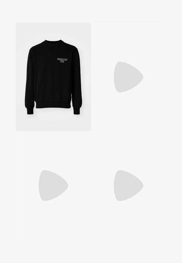 Sort crewneck sweatshirt lavet af en bomuldsblanding, med ribbede manchetter og kant, og med et lille hvidt broderet logo på brystet.; Lysebeige brede bukser lavet af bomuld. Har forlommer og en knaplukning. Glat tekstur med subtile lodrette linjer.; Sneakers med en overdel i cremefarvet læder og marineblå ruskind, med en synlig luftsål, beige gummisål og røde detaljer på hælen.; Sort crossbody taske med et lynlåset hovedrum, frontlomme, justerbar strop og et synligt logo patch på klappen.