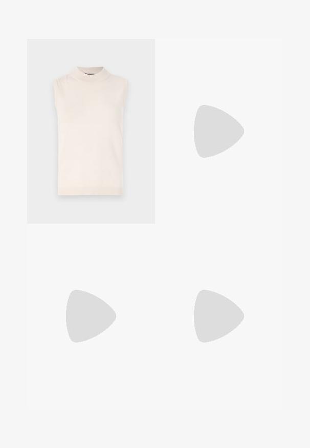 Ärmelloses cremefarbenes Strickoberteil mit hohem Kragen und geripptem Saum. Weiche Textur und taillierter Schnitt, geeignet zum Layering oder als eigenständiges Kleidungsstück.; Langärmliges, hellbeiges Oberteil mit rundem Ausschnitt. Aus weichem Stoff gefertigt, verfügt es über eine zentrale Naht und einen leicht geschwungenen Saum. Keine sichtbaren Beschläge.; Taupe-lockere Hose mit elastischem Bund und vorderen Falten, gefertigt aus glattem Stoff.; Schwarze Leder-Ankle Boots mit runder Zehenform, Blockabsatz, seitlichem Reißverschluss und gestickten Akzenten auf dem Blatt. Glatte Textur, klassisches Design.