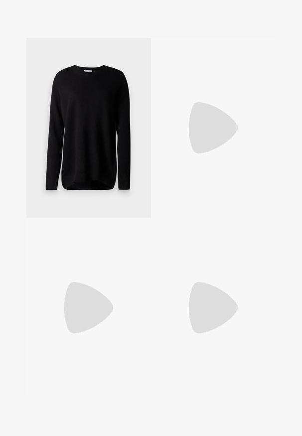 Svart genser laget av mykt stoff, med lange ermer, rund hals og rillete mansjetter. Enkelt design, uten mønstre eller dekorasjoner.; Svart vide bukser med høy midje, knappdetaljer på midjebåndet og frontplisser.; Sorte semskede hælede sandaler med en bred blokhæle, justerbar ankelrem, åben tå-design og kontrastsyede detaljer.; Sorte oversized solbriller med gradient linser, tykke rammer og detaljering med gulltonekjede på tempelarmene.; Svart håndveske med teksturert overflate, doble topphåndtak og justerbar skulderrem. Har detaljer i gulltone og sidelommer.