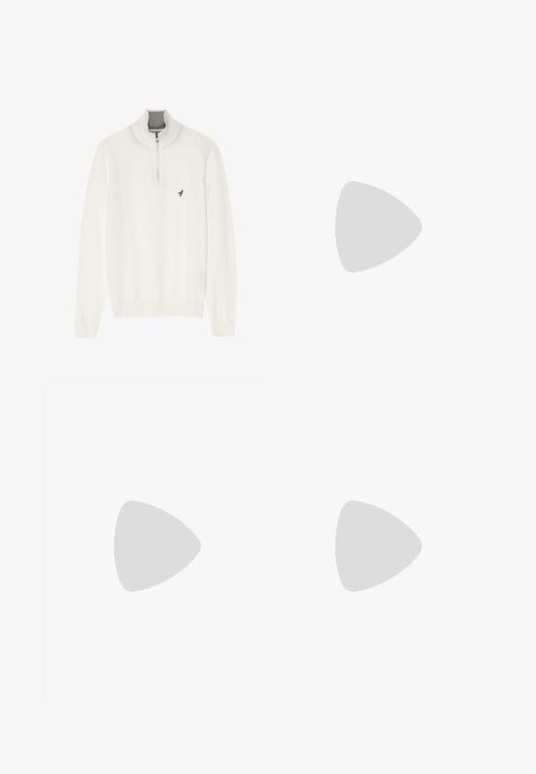 Witte gebreide trui met een hoge kraag, voorzien van een kwart ritssluiting en een klein blauw vogel-logo op de linkerborst. Zachte textuur, geribbelde manchetten.; Marineblauwe langemouwshirt van linnen met een button-down kraag, voorflap en manchetten. Heeft een subtiele structuur en een lichtgewicht ontwerp.; Donkergrijze chino's met een platte voorkant, zijzakken en een knoopsluiting. Glad katoenmateriaal, tapering ontwerp en minimalistische stijl.; Witte lage sneakers gemaakt van glad leer. Beschikt over een marineblauwe hielkap en een rode accent op de zool. Zes oogjes voor veters.