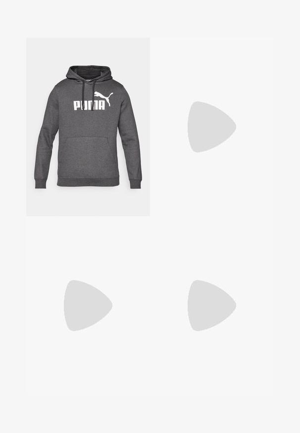 Grijze hoodie met een kangoeroe-zak, geribde boorden en een wit Puma-logo op de borst. Zachte stofstructuur.; Zwart sportshirt met korte mouwen, gemaakt van glad, lichtgewicht stof. Heeft een ronde halslijn en een discrete logo op de borst.; Zwarte sportbroeken met een gladde textuur, slanke pasvorm, elastische tailleband en zijzakken. Bevat een klein logo op het linkerdij.; Persoon in zwarte sport sneakers met gestructureerde zijkanten en logo, gecombineerd met zwarte sokken en cropped broek op een lichte vloer.
