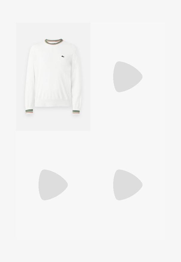 Hvit genser med rund hals, med grønne, røde og oransje striper langs kragen og ermene. Lacoste-logo på brystet.; Samsøe Samsøe SMITH - Shorts - four leaf clover; Hvit og beige sneaker med semsket skinn og lær-elementer. Har gummisåle, snøring og minimalistiske side-striper.; Klare plastikk solbriller med rektangulære brune linser, med tynne, gjennomsiktige armer og metalldetaljer på templene.
