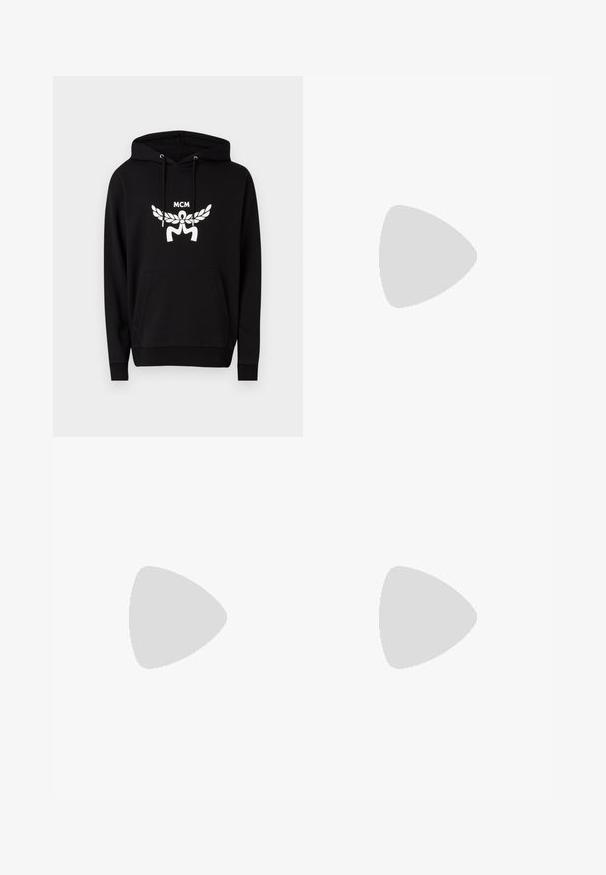 Hoodie noir en mélange de coton, doté d'une poche kangourou à l'avant, de cordons de serrage et d'un grand logo MCM blanc avec un design d'ailes.; Filippa K TERRY CROPPED TROUSERS - Pantalon classique - sage melange; Baskets en cuir blanc avec une finition lisse, bout arrondi, lacets plats et semelle texturée. Présente un logo discret sur le talon.; Lunettes de soleil noires rondes avec verres sombres et branches en métal fines. Comprend des embouts transparents et des accents argentés au niveau de la charnière. Design minimaliste.