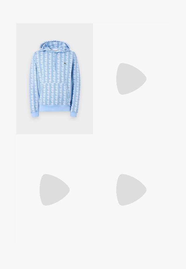 Blauwe hoodie met een geometrisch patroon, voorzak en trekkoordkap. Gemaakt van zachte stof met ribgebreide manchetten en onderrand.; Lichtblauwe joggingbroek van zachte stof, met een tapers ontwerp, elastische tailleband en afgewerkte boorden. Klein logo aan de zijkant.; Lacoste sneakers in donkergrijs van mesh en synthetisch materiaal, met een gestructureerde zool en bruine accenten op de kraag en branding.; COACH CHARTER BELT BAG TIE DYE PRINTED - Heuptas - midnight navy/multi