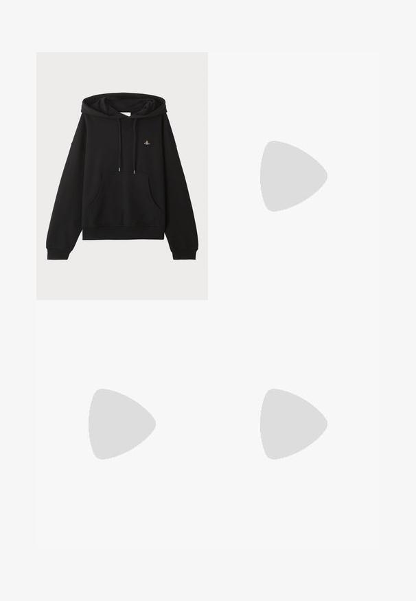 Schwarzer Hoodie aus weichem Stoff, mit einer Kängurutasche, Kapuze mit Zugband und einem kleinen gestickten Design auf der Brust.; Schwarze Hose aus glattem Stoff; mit elastischem Bund, seitlichen Taschen und einer schmal zulaufenden Beinform. Minimalistisch und einfarbig.; Weiße Ledersneaker mit glatter Oberfläche, runder Zehenpartie, flachen Schnürsenkeln und strukturiertem Sohlenprofil. Mit einem dezenten Logo an der Ferse.; Schwarze runde Sonnenbrille mit dunklen Gläsern und schlanken Metallbügeln. Enthält klare Tempelspitzen und silberne Akzente am Scharnier. Minimalistisches Design.