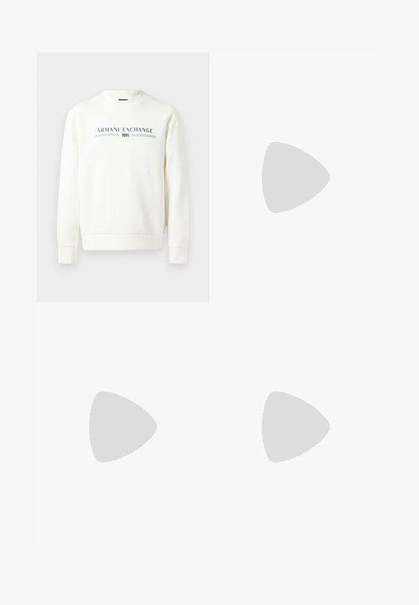 Hvit hettegenser med rund hals, lange ermer og ribbede mansjetter. Har trykket "Armani Exchange 1991" logo i blått og grønt.; Hvit kortermet t-skjorte i bomull med v-hals, med en svart "FILLING PIECES" logo trykt på venstre side.; Mørkeblå bomullsjoggere med elastisk midje, smalnende bein og kontrasterende hvite EA7- og Emporio Armani-logoer trykt langs siden.; Hvite sneakers med svarte lisser og mesh-detaljer. Har en glatt læroverdel og en teksturert gummisåle. Kombinert med vide gråjeans.