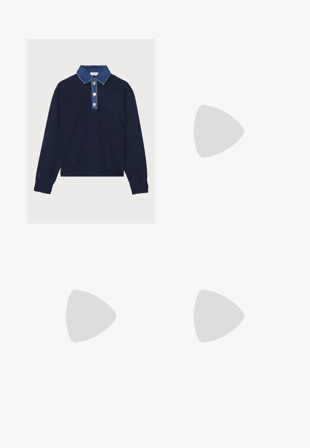 sandro DAMIEN - Pulover - marine; Jeans cu talie înaltă, de culoare albastru deschis, cu croială largă, dotate cu nasture și fermoar la față, buzunare în față și spate, pe un fundal alb.; Sneaker albastru închis, cu un material texturat pe partea superioară, talpă platformă albă, vârf rotunjit și accent de călcâi negru. Dispune de șase găuri pentru șireturi.; Geantă din piele maro, tip crossbody, cu o formă curbată, accesorii aurii și un accent cu cataramă. Dispune de un curea de umăr detașabilă.