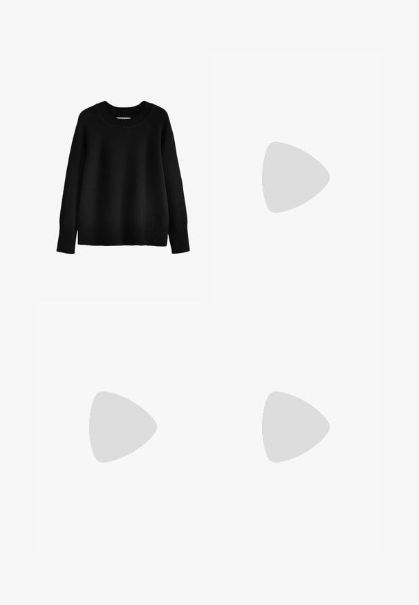 Next CREW NECK - Strickpullover - black; Schwarze Polyester-Culotte mit einem elastischen Bund, zwei vorderen Falten und einer lockeren Silhouette. Keine sichtbaren Muster oder Hardware-Details.; Schwarze patentierte Sandalen mit Absatz, quadratischer Spitze, Knöchelriemen und silbernen Schnallen. Mit einem stabilen Blockabsatz für mehr Stabilität.; Schwarze Lederhandtasche mit geschwungener Form, abnehmbarem Tragegurt und goldenen Beschlägen. Die Tasche verfügt über einen Deckel mit einer Schnallen-Details.