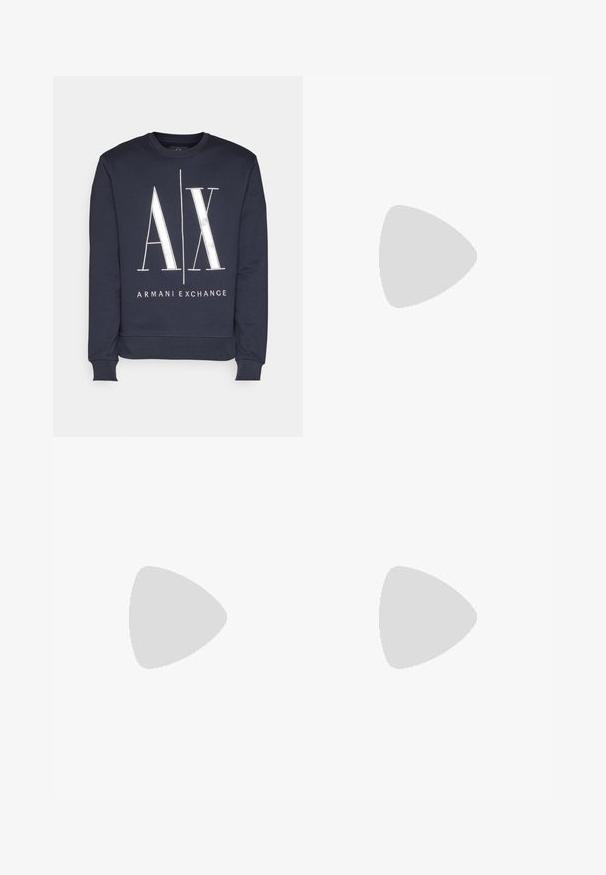 Felpa blu navy con scollatura tonda, polsini a costine e un grande logo grafico bianco con il testo "AX" e "ARMANI EXCHANGE".; Filippa K TERRY CROPPED TROUSERS - Pantaloni - sage melange; Sneaker in pelle bianca con una finitura liscia, punta rotonda, lacci piatti e suola testurizzata. Presenta un logo discreto sul tallone.; Occhiali da sole neri rotondi con lenti scure e sottili bracci in metallo. Include punte trasparenti e accenti argentati alla cerniera. Design minimalista.
