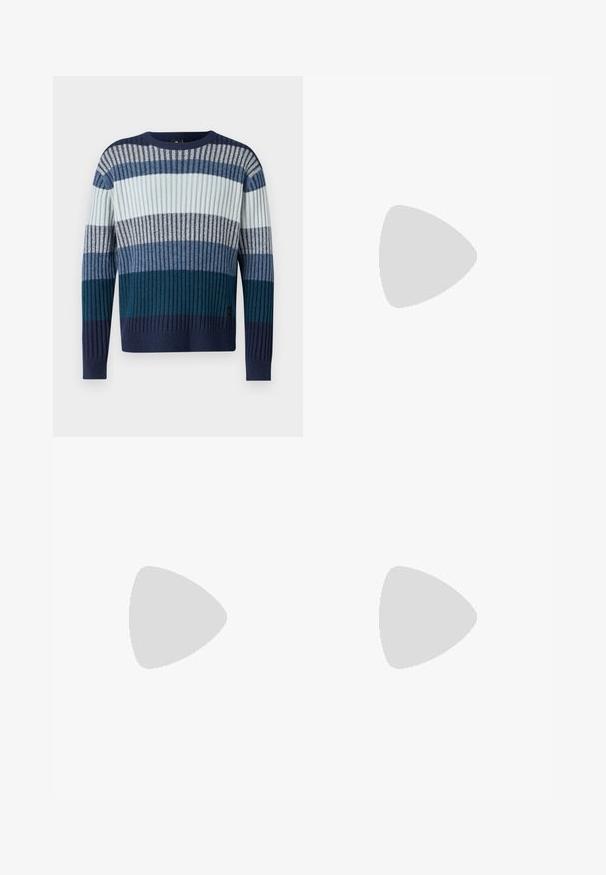 Pletený svetr s žebrovanou texturou, zdobený horizontálními pruhy v odstínech modré, tyrkysové a šedé. Kolo krk a dlouhé rukávy.; Filippa K TERRY CROPPED TROUSERS - Kalhoty - sage melange; Bílé kožené tenisky s hladkým povrchem, kulatou špičkou, plochými tkaničkami a texturovanou podrážkou. Na patě se nachází nenápadné logo.; Černé kulaté sluneční brýle s tmavými skly a tenkými kovovými nohami. Obsahují průhledné koncovky nožiček a stříbrné akcenty na pantu. Minimalistický design.