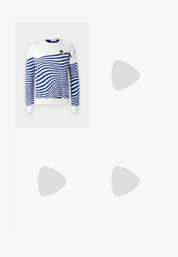 Pull blanc avec des rayures ondulées bleues, col rond, manches longues et un petit logo noir et jaune sur la poitrine. Texture en tricot douce.; Filippa K TERRY CROPPED TROUSERS - Pantalon classique - sage melange; Baskets en cuir blanc avec une finition lisse, bout arrondi, lacets plats et semelle texturée. Présente un logo discret sur le talon.; Lunettes de soleil noires rondes avec verres sombres et branches en métal fines. Comprend des embouts transparents et des accents argentés au niveau de la charnière. Design minimaliste.