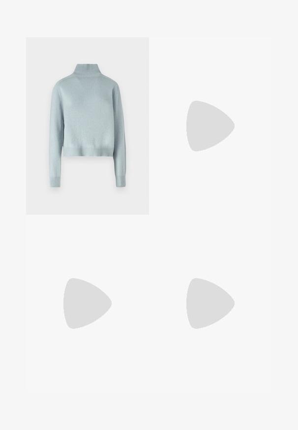 DRYKORN LYZIMA - Džemper - blue; Mustad ja sirged püksid, millel on sile tekstuur ja teravad voldid esiosas. Ilma nähtavate detailideta.; Mustad nahast slingback kontsad terava ninaga, millel on õhuke konts ja kuldse tooni aktsent reguleeritaval rihmal. Sile tekstuur.; Must mustrist käekott, millel on struktureeritud disain, lühendatud kuju, ülemine käepide ja kuldne metallist detail. Reguleeritav õlalihm on kaasas.