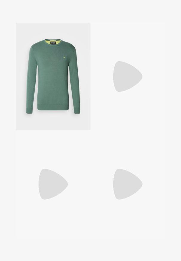 Groene gebreide trui met een ronde halslijn, lange mouwen en een klein geel logo op de borst. Soepele textuur met ribbelmanchetten.; Zwarte cargobroek van duurzaam stof, met zijzakken, een knoopsluiting en een slim fit ontwerp. Gladde textuur met minimale details.; Witte leren sneakers met perforaties, ronde neus, vlakke zool en dikke veters, met een zichtbare swoosh-logo en "AIR" op de hiel.; Zilveren roestvrijstalen horloge met een marineblauwe wijzerplaat, metalen uurmarkeringen en een datumnis op 3 uur. Waterbestendig tot 50 meter.