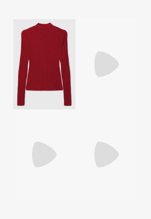 GAP GAP X CULT GAIA SHEER MCKNCK TOP - Džemperis - sled; Balta, raukšlėta ilgarankovė palaidinė su apvalia iškirpte. Pagaminta iš elastingos medžiagos, kuri prisitaiko prie kūno. Pasipuošusi subtiliomis horizontaliosiomis linijomis.; Juodi, plačių kojų kelnės su baltomis vertikaliomis juostelėmis, su elastinga juosmens juosta, užtikrinančia komfortą, ir sklandžia, minkšta tekstūra.; Odiniai blokiniai kulniukai su blizgiu tamsiai rudų vyno atspalviu, su sagties dirželiu ir apvalia nosimi. Tekstūruotas padas geresniam sukibimui.