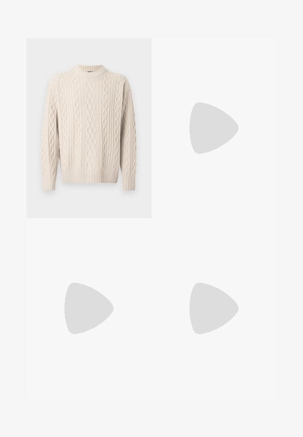 Krēmkrāsas adīts džemperis ar augstu kakla izgriezumu, raksturīgas reljefas rakstu un ribotām aprocēm un apakšmalu. Izgatavots no mīksta, elastīga auduma.; Beige kokvilnas chinos ar taisnu piegriezumu, jostu cilpiņām, vienu pogu priekšpusē un gludu, neapstrādātu virsmu. Redzamas nav kabatas.; Melnas ādas slip-on kurpes ar noapaļotu purngalu, šūšanas detaļām un melnu gumijas zoli. Gluda tekstūra ar minimālistisku dizainu.; Tumši jūras zila ādas portfelis ar divām augšējām rokturiem un noņemamu siksnu. Ar teksturētu apdari, vertikālām šuvēm un logo detaļu.