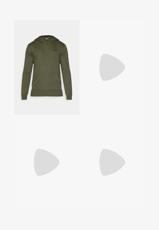 Hoodie verde oliva realizzato in tessuto morbido, con tasca a marsupio, cappuccio con cordino e logo ricamato sul petto.; Maglietta sportiva bianca a maniche corte, realizzata in tessuto traspirante. Presenta un logo nero sul lato sinistro del petto e un collo interno a fantasia.; Pantaloni sportivi neri con una cintura elastica, strisce laterali bianche e un piccolo logo bianco sulla coscia. Realizzati in un materiale liscio e leggero.; Scarpe da ginnastica nere con una tomaia in mesh texturizzata, strisce bianche di accento, suola imbottita e tallone rinforzato per supporto.