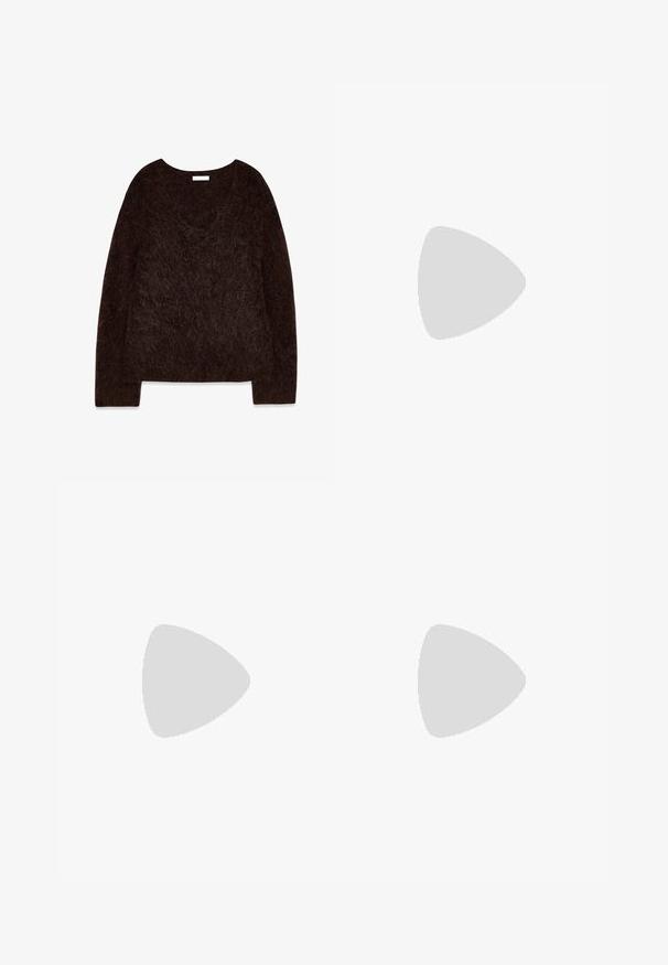 Brauner Strickpullover mit V-Ausschnitt, langen Ärmeln und einer weichen, flauschigen Textur. Das Design ist übergroß mit einer lässigen Passform und minimalem Detail. ; Braune weit geschnittene Jeans mit hoher Taille, Reißverschluss vorne und Knopfverschluss. Sie verfügen über Vorder- und Gesäßtaschen.; Braune Lacklederslingback-Pumpe mit spitzem Zehenbereich, kleinem Blockabsatz, Kreuzriemendesign und dekorativem Schleifendetail auf der Vorderseite.; Gewebte braune Tragetasche mit abgerundetem Oberteil und zwei Griffen. Sie verfügt über ein strukturiertes Muster und eine weite, offene Bauweise für einfachen Zugriff.