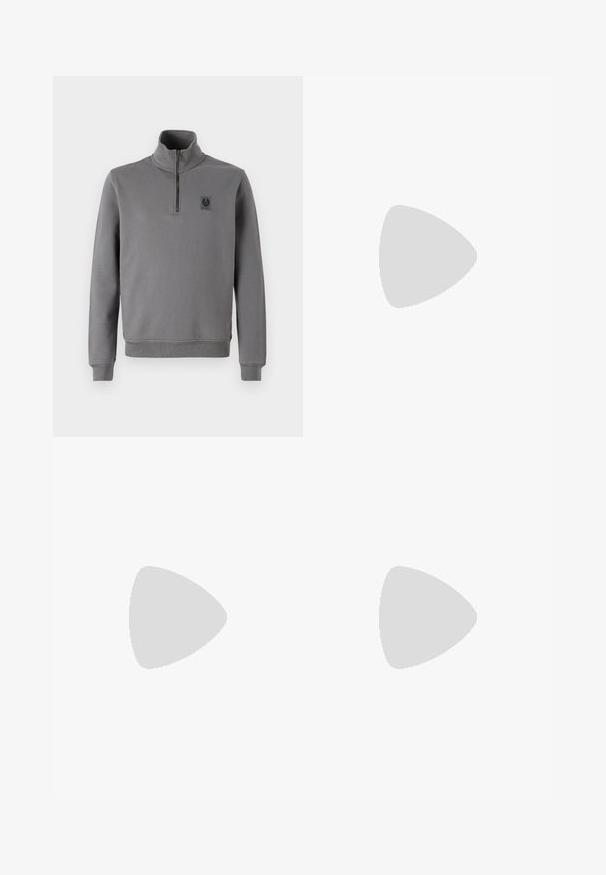Felpa grigia con collo alto, apertura a mezza zip sul frontale, polsini e orlo a costine, e una piccola patch con logo sul petto. Tessuto morbido.; Camicia bianca in cotone a maniche lunghe con scollatura rotonda, spacchi laterali in fondo e una texture liscia, mostrata da dietro.; Jeans in denim blu chiaro con design a gamba dritta, cinque tasche, chiusura con bottone, leggero sbiadimento e dettagli di cucitura a contrasto.; Sneaker bianco con tomaia in pelle liscia e profilo basso. Presenta una punta arrotondata, sei occhielli e una suola in gomma testurizzata.