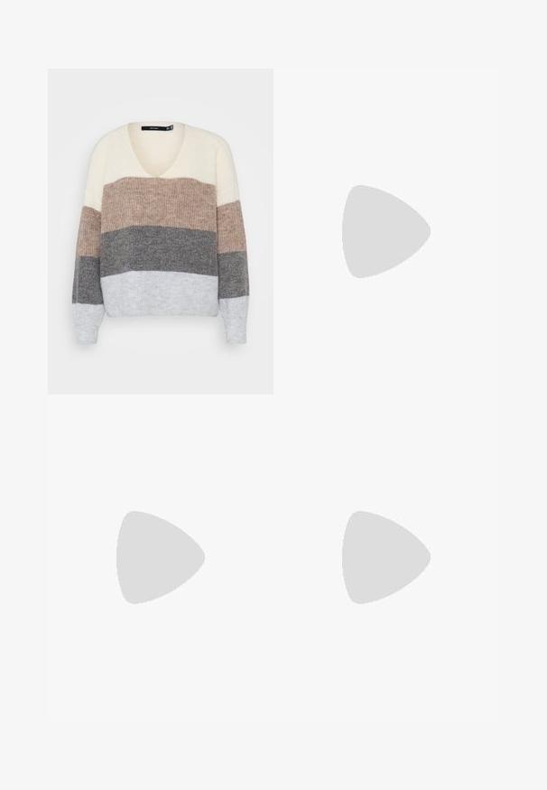 Sweater em V com riscas horizontais em creme, bege, cinza e cinza claro. Feito de material de malha suave com mangas longas.; Vero Moda Petite VMTESSA PANTS - Calças - chocolate torte; Sapatilha branca com riscas de camurça vermelha, detalhe do calcanhar em camurça azul e sola de borracha texturizada castanha. Apresenta fecho de atacadores e logotipo.; Brincos em argola dourados com um acabamento liso e brilhante. Design circular com um pequeno pino e suporte transparente para um uso seguro.