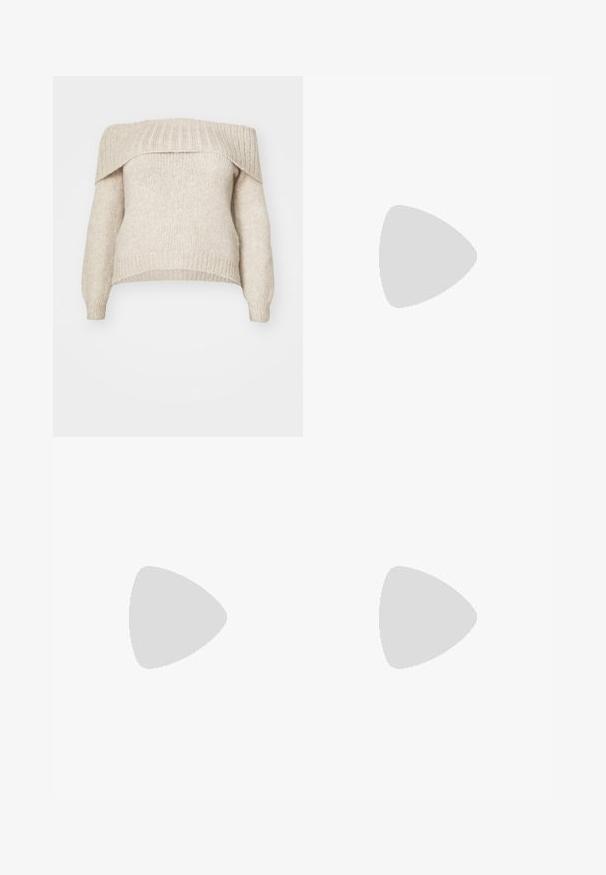 ONLY Carmakoma CARMARIE OFF SHOULDER  - Pulover - pumice stone melange; Črne, lahke hlače z elastičnim pasom in nabranimi gležnji. Tkanina je gladka in ima sproščen, taperiran dizajn.; Črne usnjene platforme z debelim blokastim petam, okroglo konico in klasičnim vezanjem. Imajo gladko teksturo in minimalne podrobnosti.; Črna usnjena torbica s ukrivljeno obliko, z odstranljivo naramnico in zlatimi dodatki. Torbica ima pokrov s podrobnostmi v obliki zaponke.