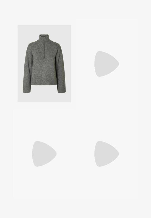 Pull en tricot gris avec un col montant, doté d'une fermeture éclair et de bords côtes aux poignets et à l'ourlet. Texture douce et coupe décontractée.; Pantalon noir avec une coupe droite, doté de poches avant et d'éclairs sur l'ourlet. Fabriqué en tissu doux et lisse. Convient à diverses occasions.; Sandales à talons vernies noires avec un bout carré, des sangles autour de la cheville et des boucles en argent. Dotées d'un talon bloc épais pour plus de stabilité.; Sac fourre-tout en cuir noir avec une texture lisse, de forme rectangulaire et deux longues poignées. Pas de matériel ou d'ornementations visibles.