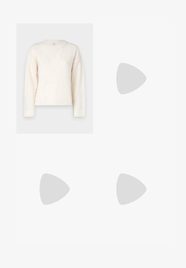 JDY JDYBIGUM O-NECK - Pulover - whitecap gray; Beige kordurojske hlače s sproščenim krojem, ki imajo vrvico za prilagajanje pasu, dva sprednja žepa in vertikalno rebrasto teksturo.; Svetlo sivi tenisice od antilopa i mrežaste tkanine, s tri bijele pruge, okruglim vrhom i gumenim potplatom. Zlatni logo akcent blizu vezica.; Uhane nakit iz zlatastega tona z gladko, ukrivljeno zasnovo. Ima edinstveno koničasto obliko, polirano površino in zaponko s tečajem.