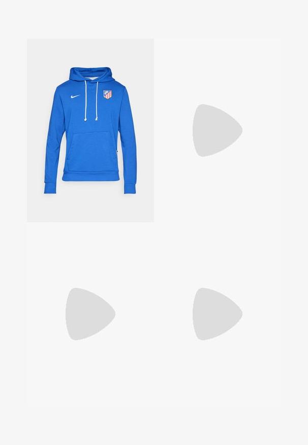 Blaues Hoodie aus Baumwollmischung, mit einer Fronttasche und weißen Kordeln. Nike-Logo auf der oberen linken Seite, Atlético Madrid-Wappen auf der Brust.; Weiße Baumwoll-T-Shirts, kurze Ärmel, Rundhals-Design, schlichte Textur, in einer Reihe gestapelt, mit dezentem Branding am Hals.; Blaue Sport-Hosen mit Kordelzugbund, seitlichen Reißverschlusstaschen, schwarzen Akzenten und Logos: PSG-Emblem und Nike-Swoosh.; Schwarze Ledersneaker mit strukturierten Oberflächen, weißem Nike-Swoosh, grauer Sohle, runder Zehenpartie und Schnürdesign. Verfügt über Perforationen an der Zehenbox.