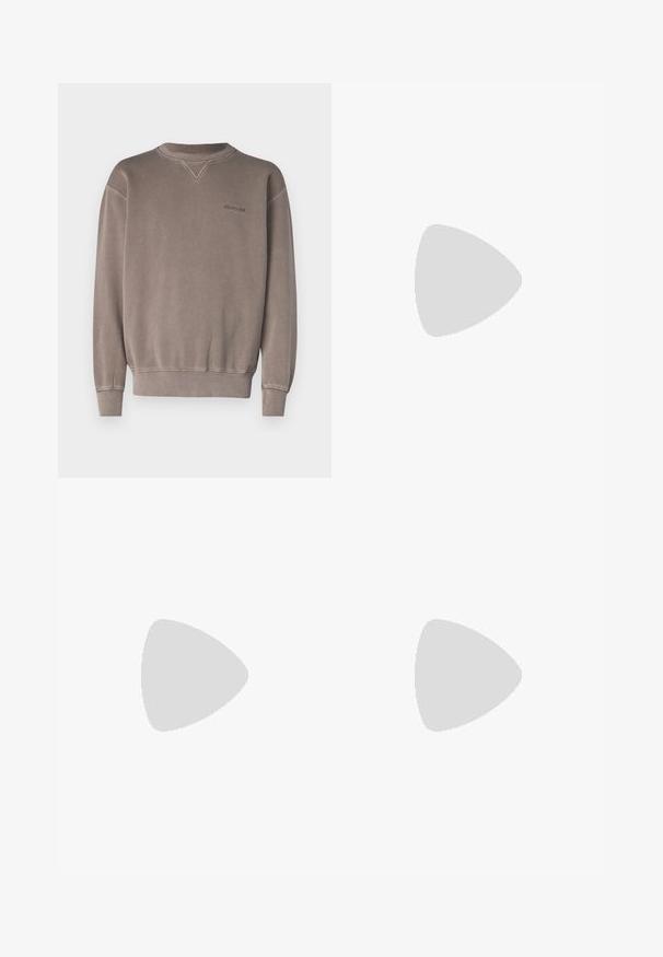 Element CORNELL  - Mikina - light brown; Čierne džínsové nohavice s širokými nohavicami a vysokým pásom, obsahujúce päť vreciek a zapínanie na gombík. Tkanina má hladkú textúru a jemný elastický úsek.; Biele kožené tenisky s šedou semišovou špičkou, tromi horizontálnymi bielymi pruhmi, modrým akcentom a hnedou gumovou podrážkou. Textúrovaný detail na podrážke.; Čierne obdĺžnikové slnečné okuliare s tmavými sklami, hladkými plastovými rámami a širokými stranami. Diskrétne logo na boku.