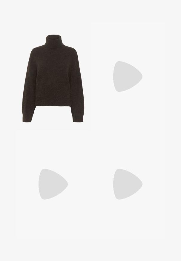 Gestuz ALPHA ROLLNECK - Jumper - molé; Black wide-leg trousers made of lightweight fabric, featuring a smooth texture, front pleats, and a belt with a square metal buckle.; Black strappy sandal with a square toe and a low block heel. Features multiple thin straps and an adjustable ankle strap. Made of smooth leather.; Black leather tote bag with smooth texture, structured shape, two handles, and a prominent silver buckle detail on the front.