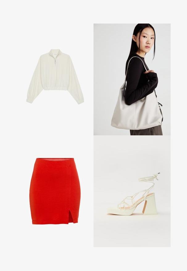 Geknipt pullover in crèmekleurige stof, met een hoge kraag, halve rits, elastische zoom en manchetten, met een soepele textuur en minimalistisch ontwerp.; Rode gebreide rok met een aansluitend ontwerp, voorzien van een zijsplit en een zoom die net boven de bovenbenen valt. Smalle textuur, eenvoudige constructie.; Witte hoge hakken sandaal met een chunky hak, met een bandjesontwerp en enkelband. Gladde textuur met een plateau voor extra hoogte.; Beige handtas gemaakt van zacht materiaal, met een slonzig ontwerp, gestikte details en twee schouderbanden. Geschikt voor dagelijks gebruik.